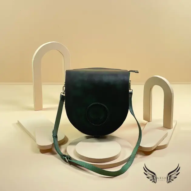 ladies black leather handbag