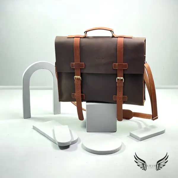 Vintage Crazy Horse 15" Leather Laptop Bag – Durable & Stylish for Work or Travel - Image 4