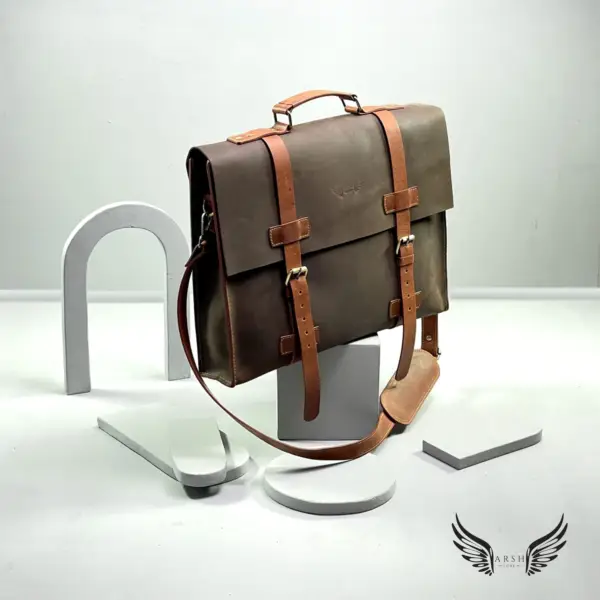 Vintage Crazy Horse 15" Leather Laptop Bag – Durable & Stylish for Work or Travel - Image 6
